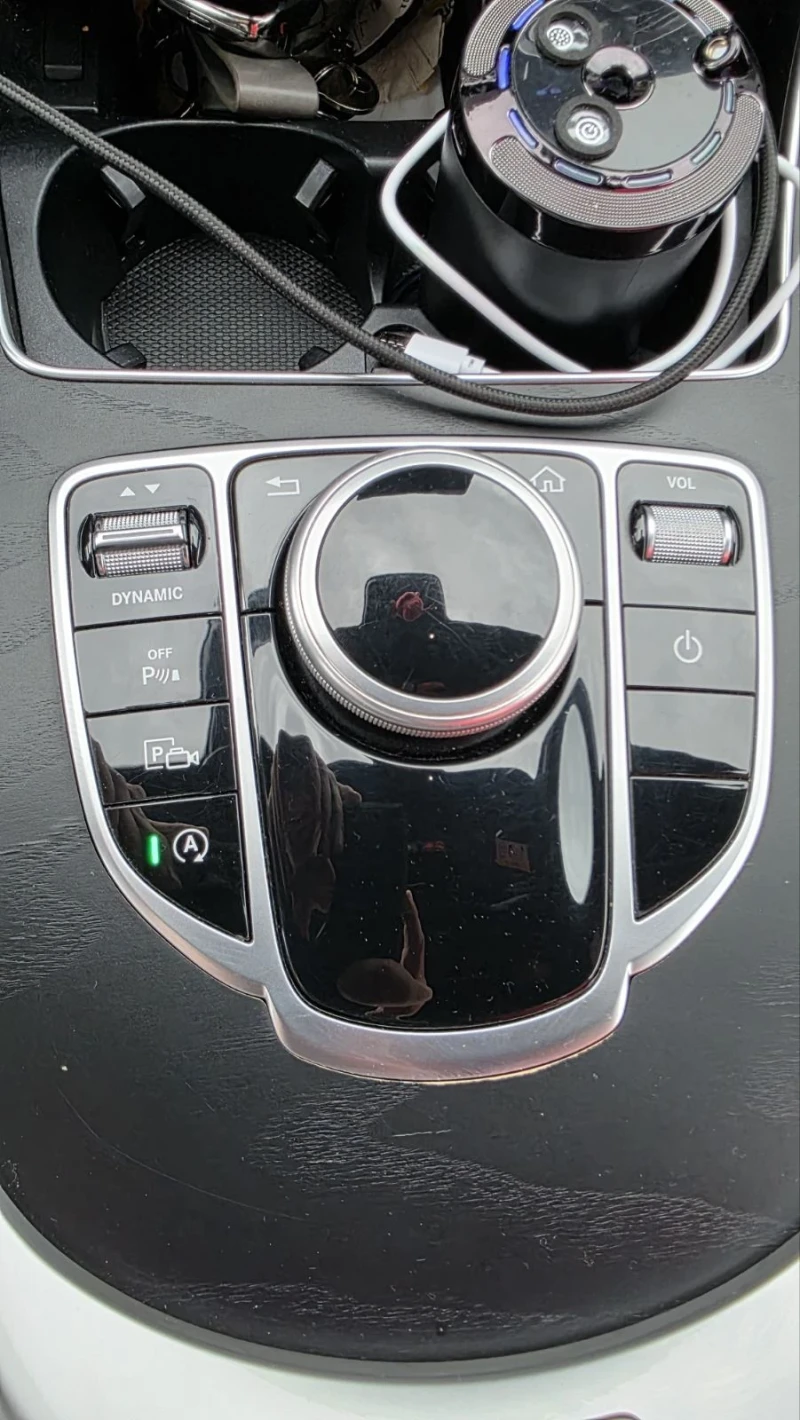 Mercedes-Benz C 220 Facelift , снимка 8 - Автомобили и джипове - 52028718