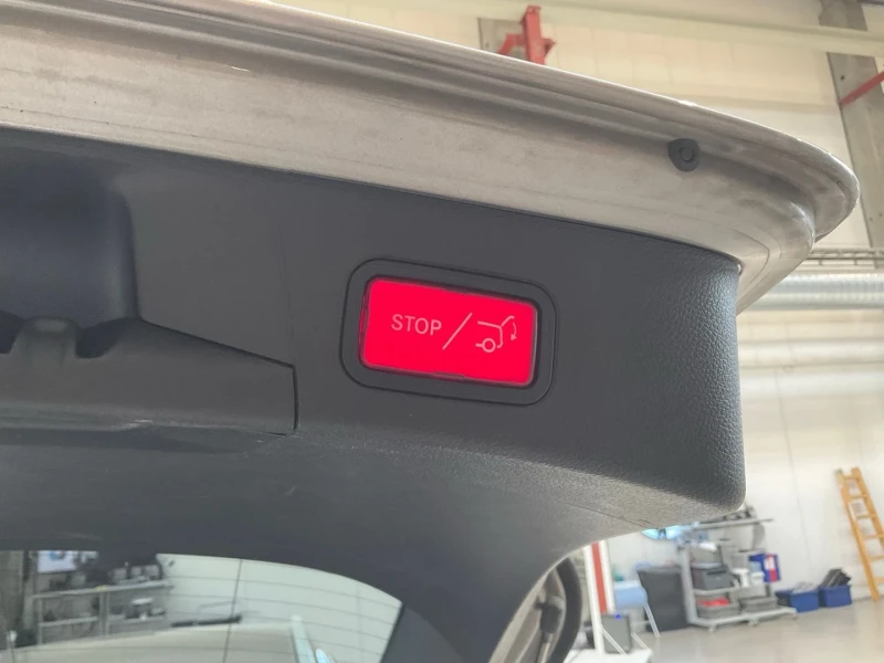 Mercedes-Benz C 220 Facelift , снимка 10 - Автомобили и джипове - 52028718