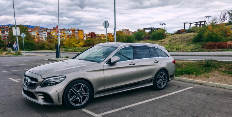 Mercedes-Benz C 220 Facelift , снимка 2 - Автомобили и джипове - 52028718