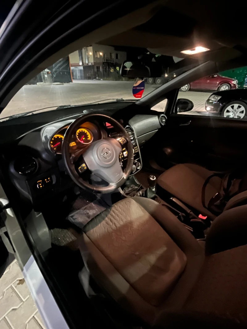 Opel Corsa, снимка 5 - Автомобили и джипове - 52633120