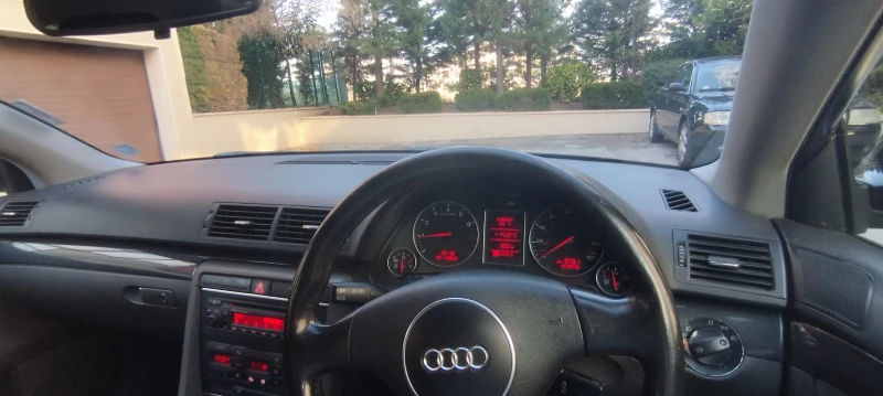 Audi A4, снимка 9 - Автомобили и джипове - 52534195