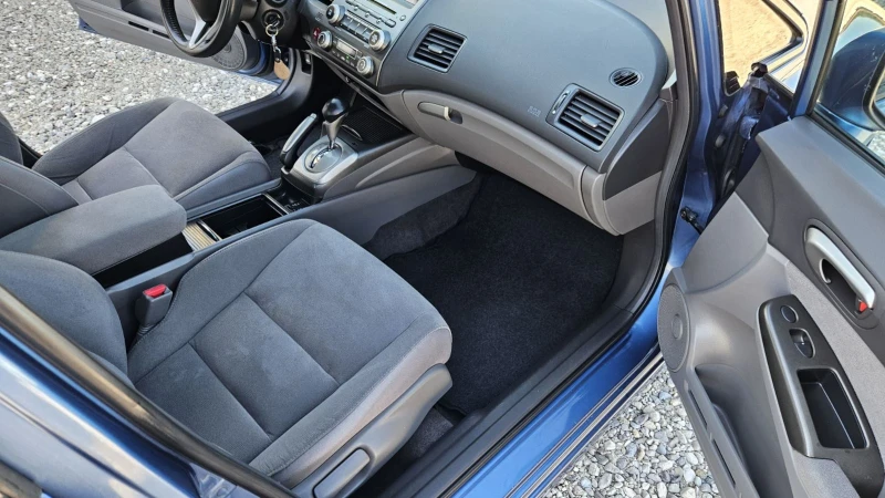 Honda Civic, снимка 10 - Автомобили и джипове - 52567394