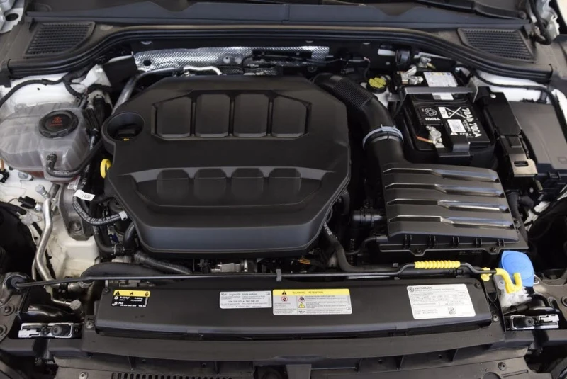 VW Golf * GTI* АвтоКреди* (ЦЕНА ДО БГ), снимка 9 - Автомобили и джипове - 53080346