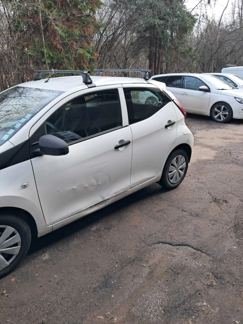 Toyota Aygo, снимка 2 - Автомобили и джипове - 53152331