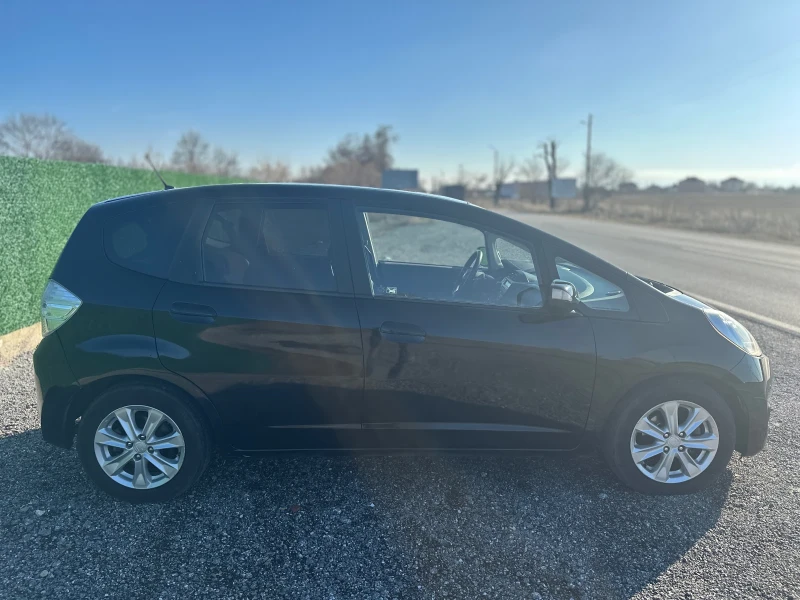 Honda Jazz, снимка 4 - Автомобили и джипове - 53294818