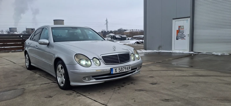 Mercedes-Benz E 270 2.7 CDI Avangard, снимка 6 - Автомобили и джипове - 53342269