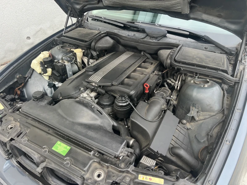 BMW 520 УНИКАТ..!!!, снимка 16 - Автомобили и джипове - 53419026