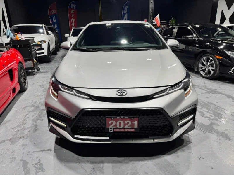 Toyota Corolla SE FWD, снимка 2 - Автомобили и джипове - 53451770