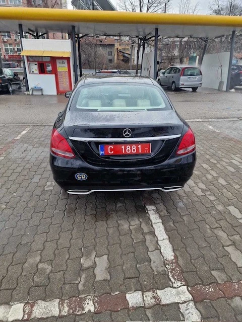 Mercedes-Benz C 180, снимка 4 - Автомобили и джипове - 53622101