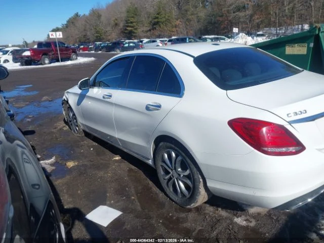 Mercedes-Benz C 300 4MATIC, снимка 15 - Автомобили и джипове - 53781021