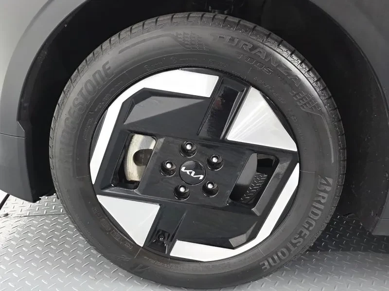 Kia EV3 2WD AIR, снимка 5 - Автомобили и джипове - 54997294