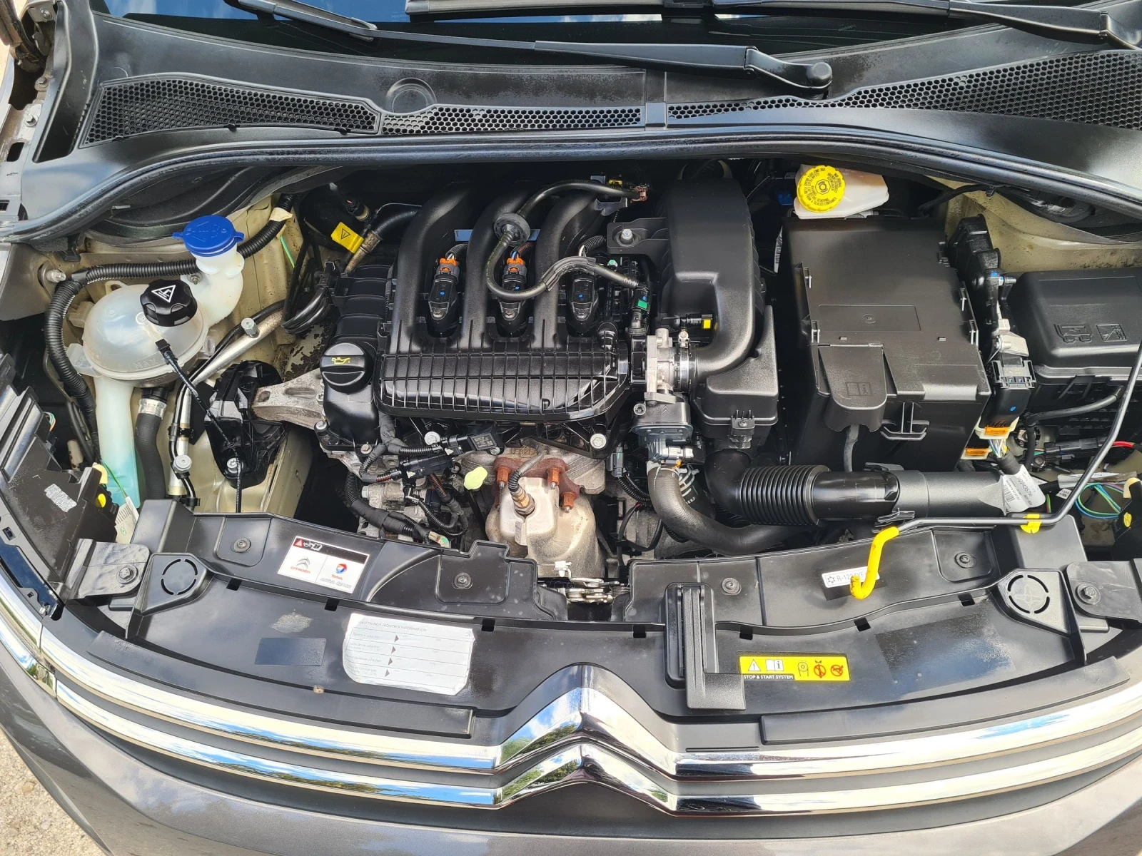 Citroen C3 1.2i  82p.s ���� 6� / 39���.�� | Mobile.bg � ����������� 15