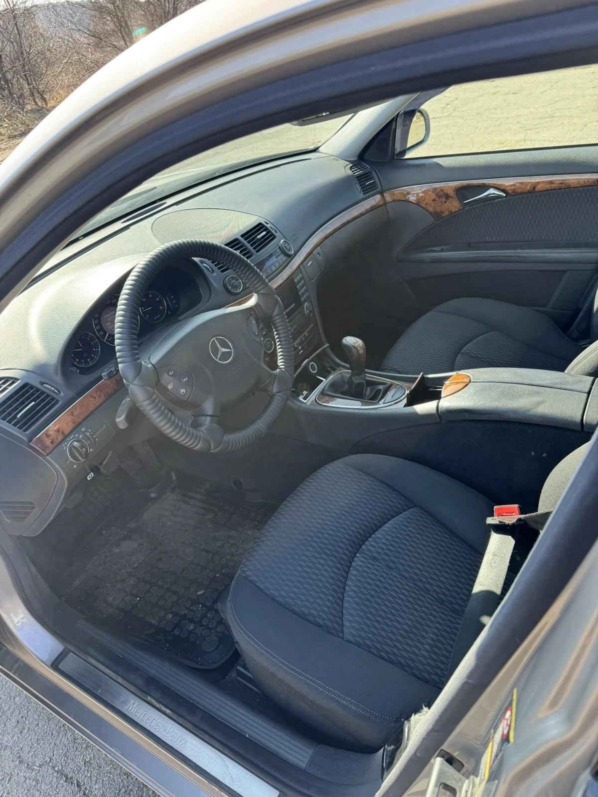 Mercedes-Benz E 200 10000 | Mobile.bg   11