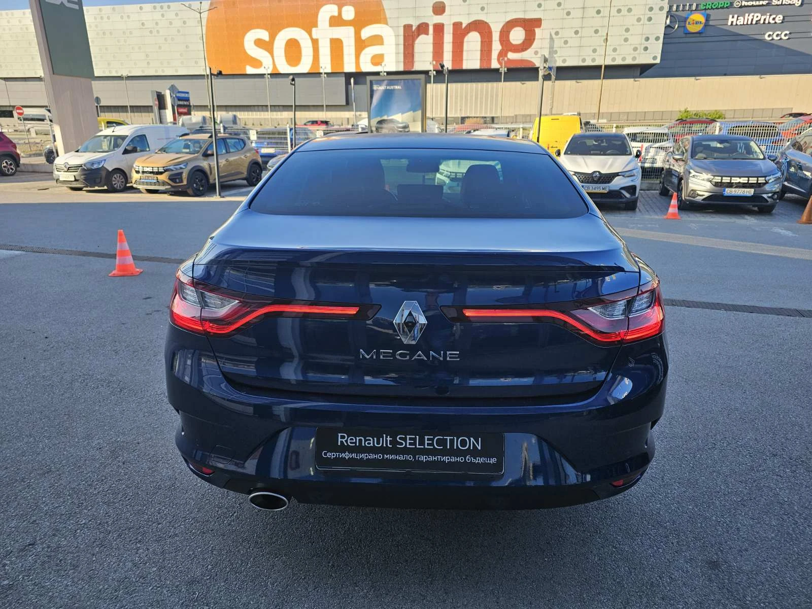 Renault Megane 1.3 TCe 140 EDC - изображение 6