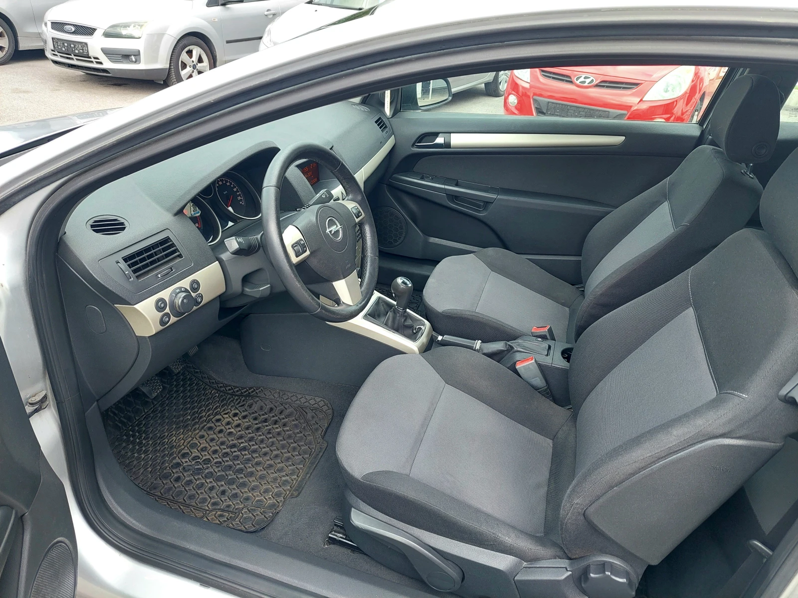 Opel Astra 1.7CDTI GTC - изображение 9