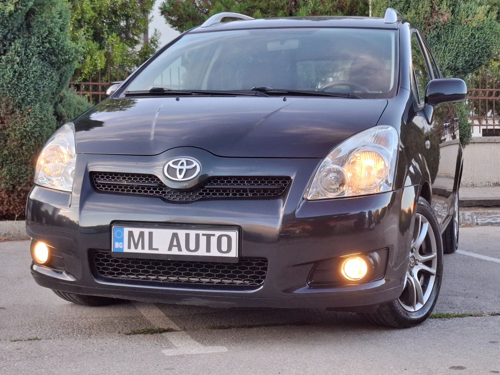 Toyota Corolla verso 2.2D4D 136hp * КЛИМАТРОНИК * EURO 4 * ЛИЗИНГ *  - изображение 2