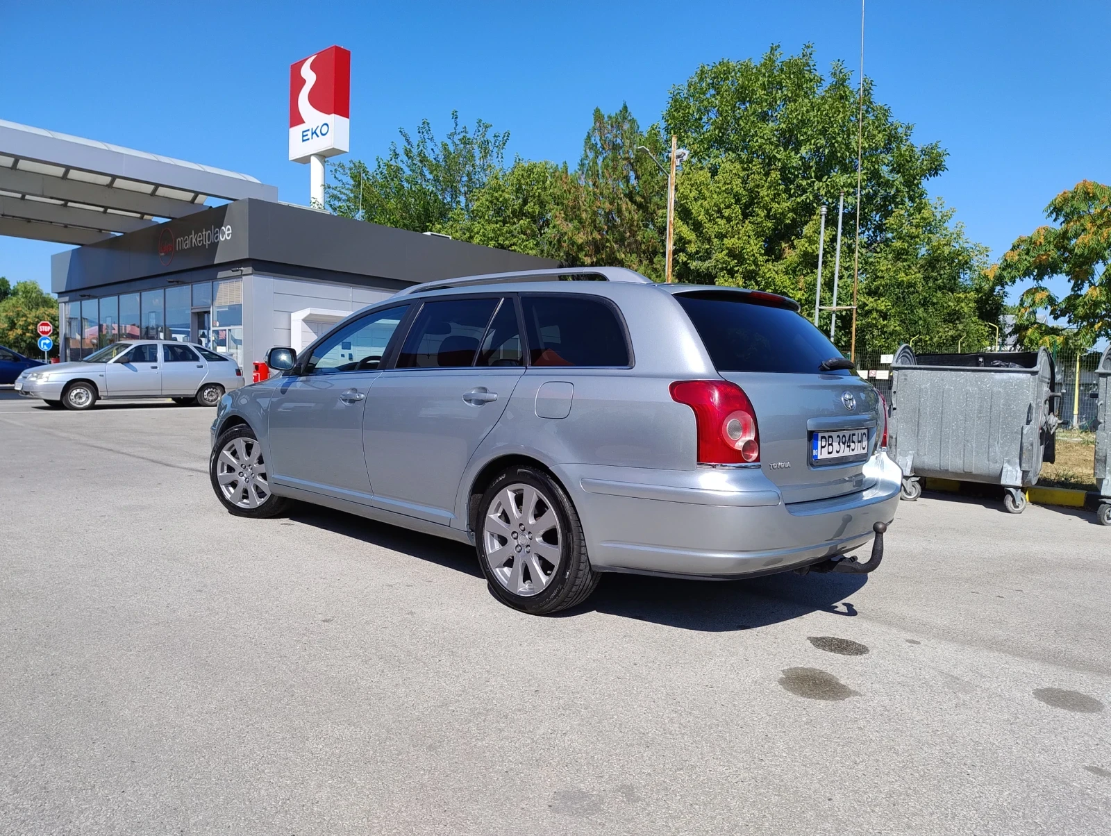 Toyota Avensis 2.0 - изображение 4