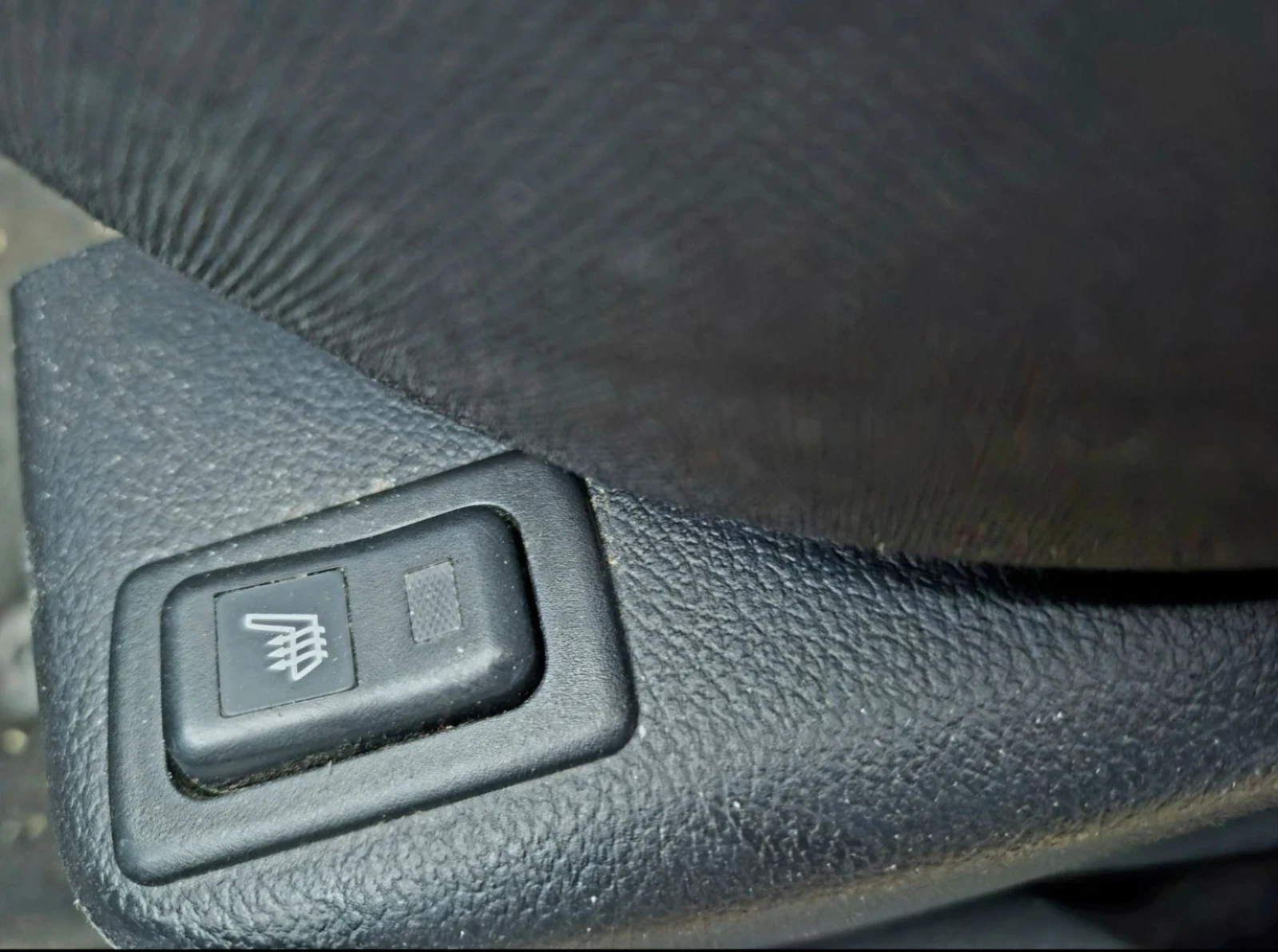 Mazda 2 1.3i газ/бензин BRC, снимка 10 - Автомобили и джипове - 54308278