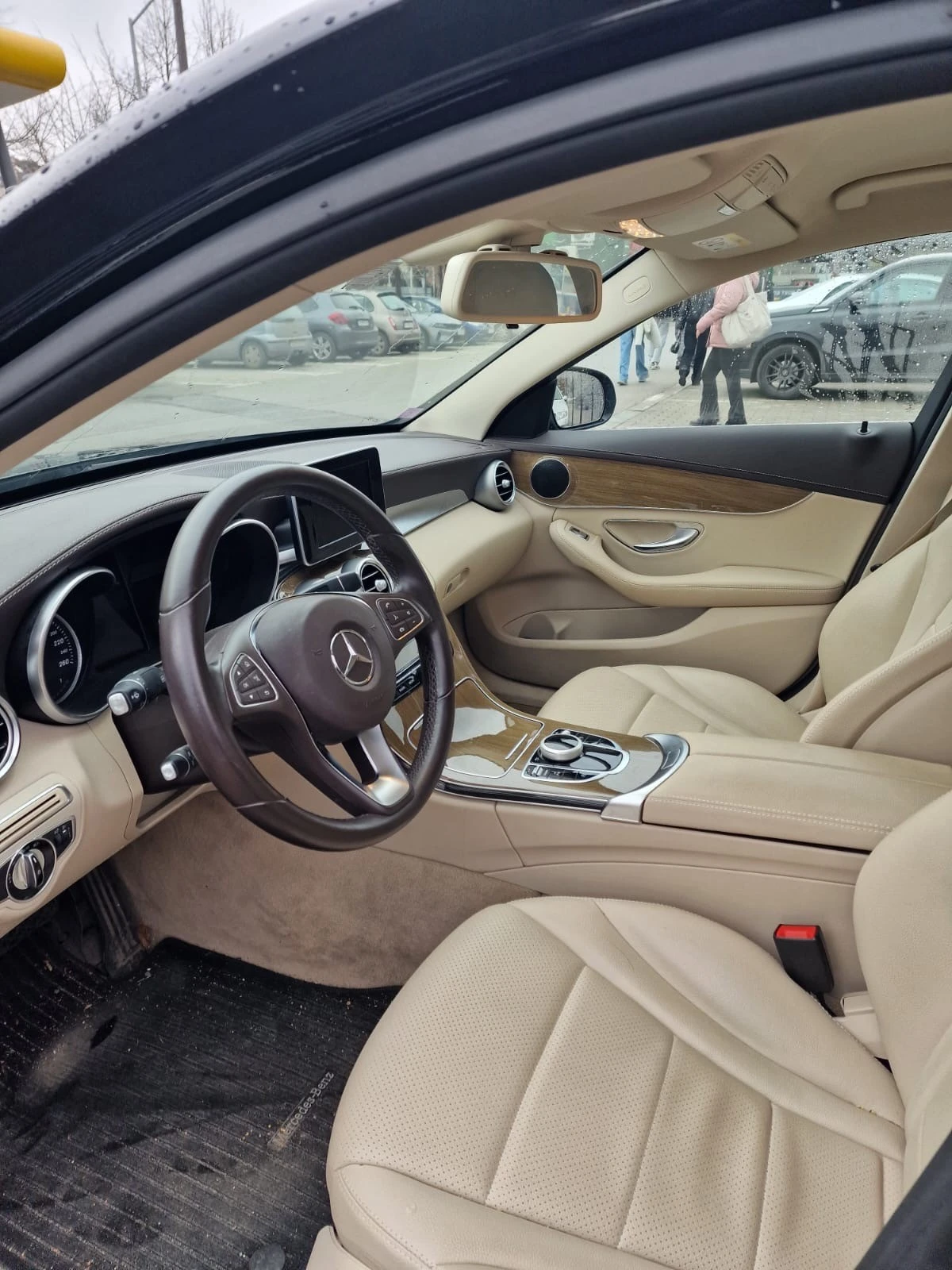 Mercedes-Benz C 180, снимка 8 - Автомобили и джипове - 53700503