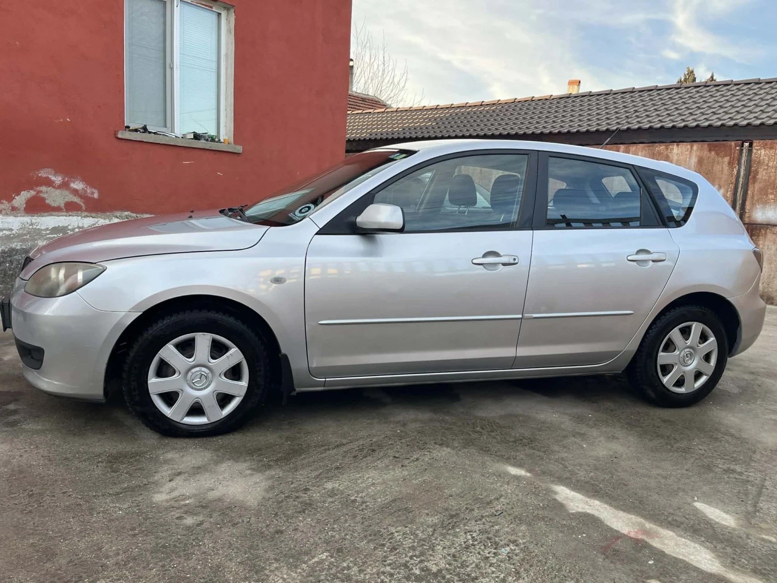 Mazda 3 1.6D, снимка 3 - Автомобили и джипове - 53833119