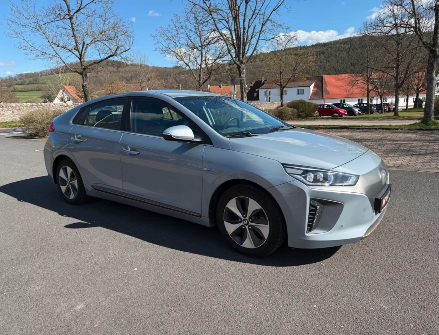 Hyundai Ioniq Premium, снимка 2 - Автомобили и джипове - 54219634