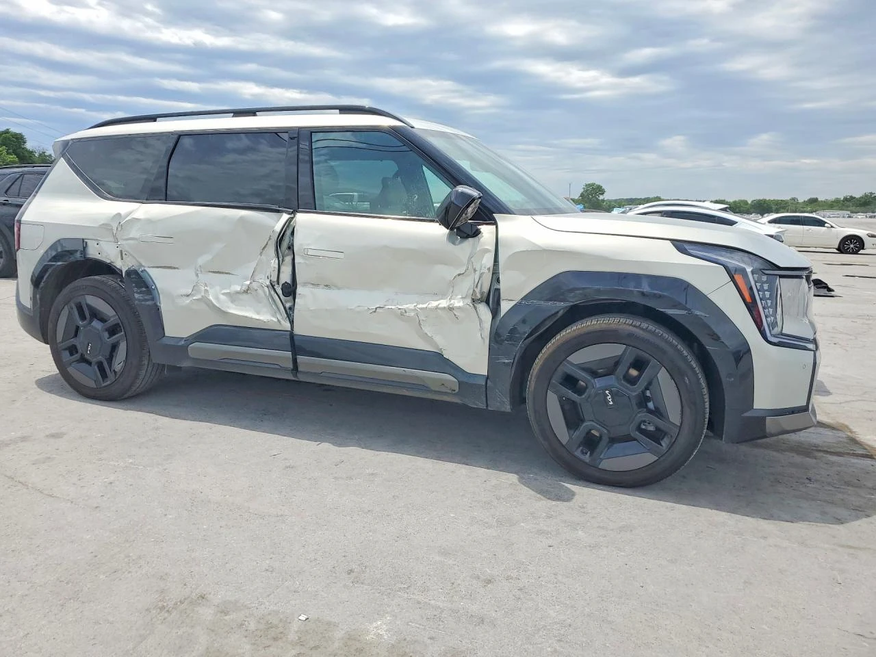Kia EV9 Gt Line, снимка 4 - Автомобили и джипове - 54513219