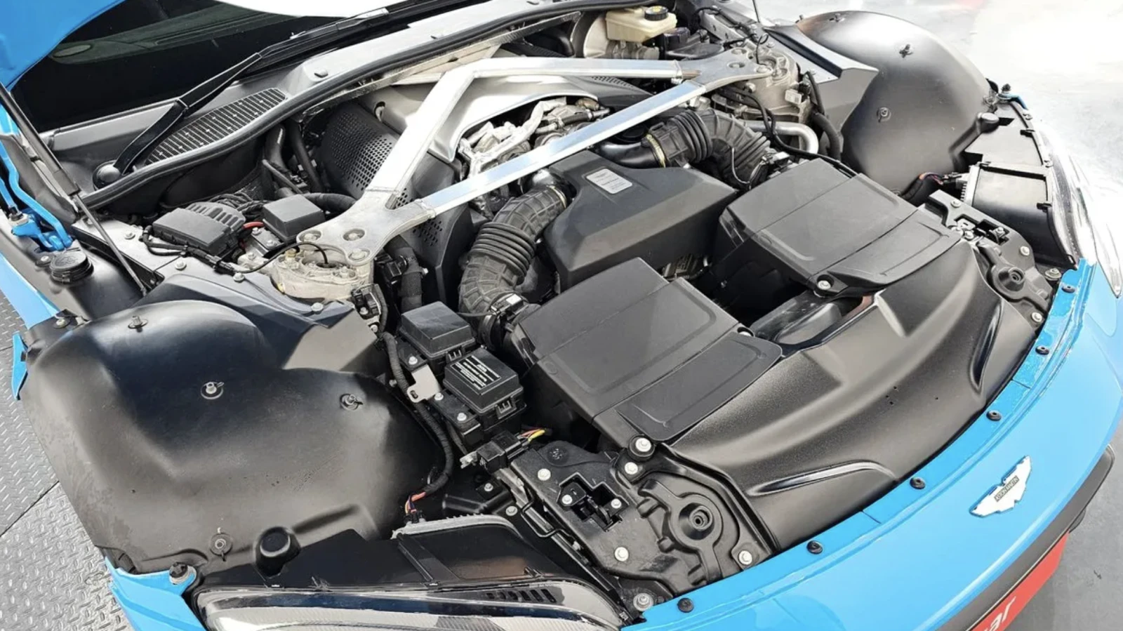 Aston Martin V8 Vantage | Mobile.bg � ����������� 6