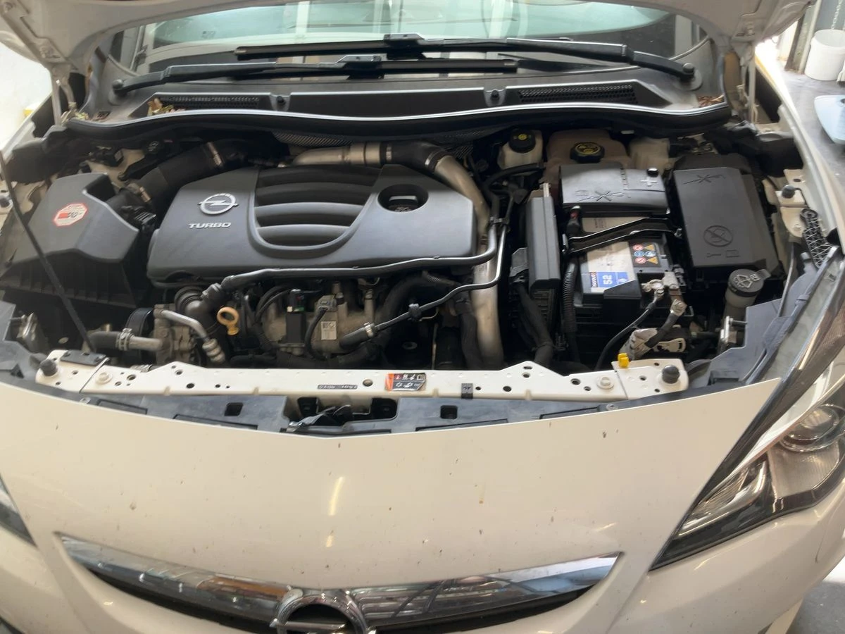 Opel Astra OPC* 2.0T* 280К.С., снимка 15 - Автомобили и джипове - 55411845