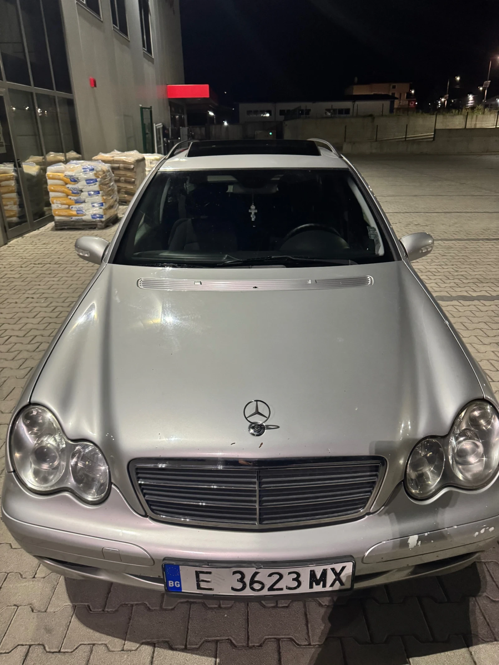 Mercedes-Benz C 200, снимка 7 - Автомобили и джипове - 55579700