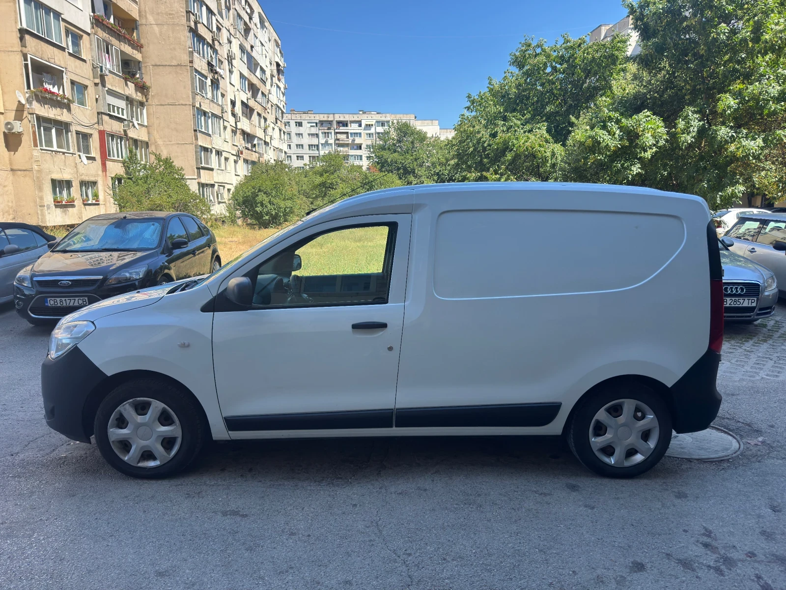 Dacia Dokker 1.5 dci, снимка 2 - Автомобили и джипове - 55725924