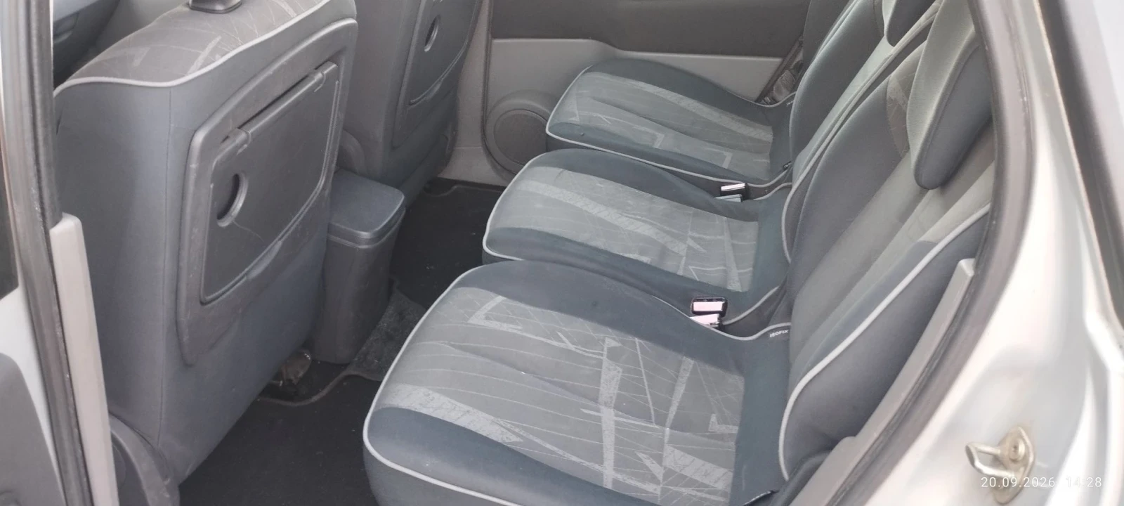 Renault Scenic 1.6 АГУ КЛИМАТРОНИК, снимка 3 - Автомобили и джипове - 56215186