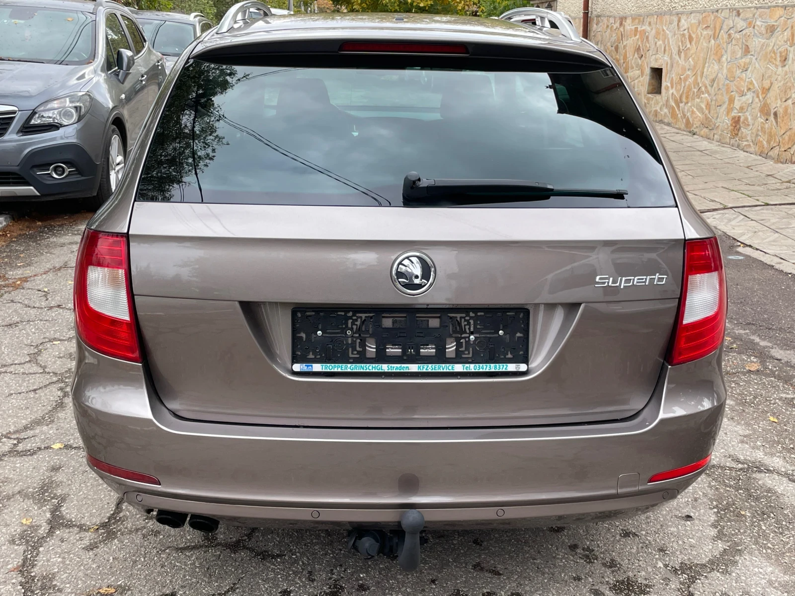 Skoda Superb 2.0TDI* 140kc, снимка 6 - Автомобили и джипове - 56677920