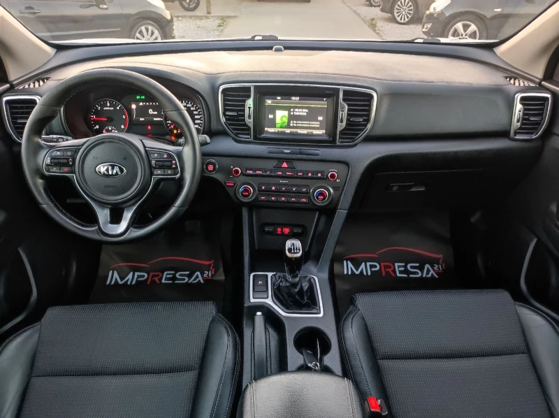 Kia Sportage, снимка 12 - Автомобили и джипове - 47752668