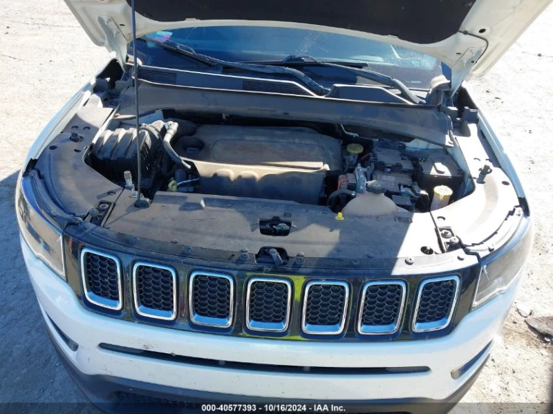 Jeep Compass 2.4L I-4 VVT, 180HP Front Wheel Drive, снимка 15 - Автомобили и джипове - 48597846