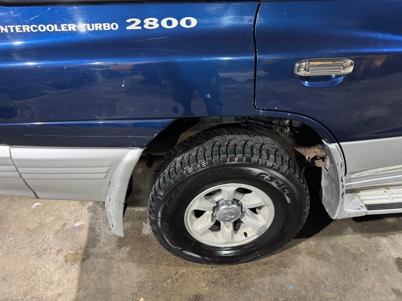 Mitsubishi Pajero, снимка 17 - Автомобили и джипове - 53239161