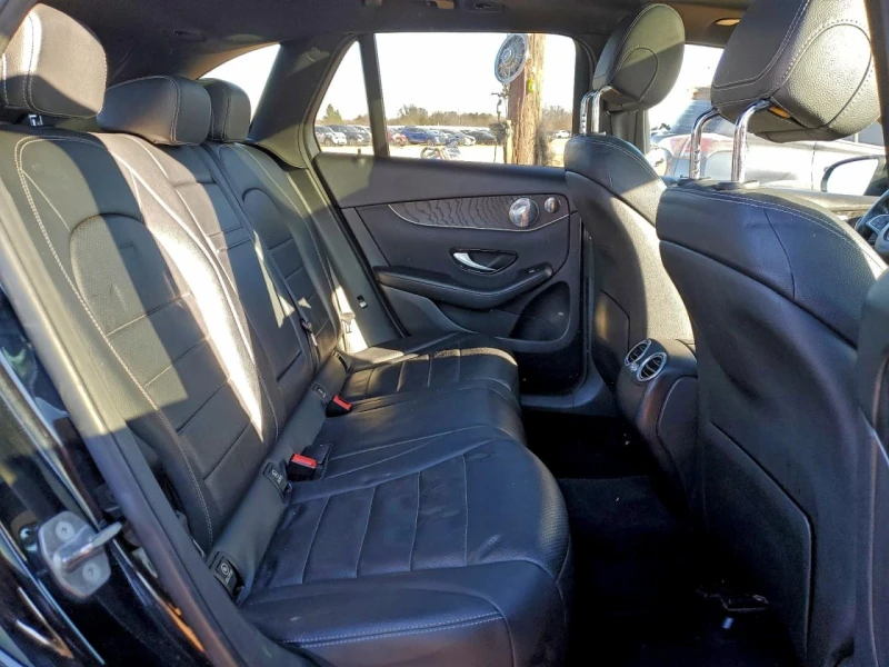 Mercedes-Benz GLC 300 4MATIC КРАЙНА ЦЕНА! BURMESTER/ПОДГРЕВИ/ПАНОРАМА, снимка 11 - Автомобили и джипове - 53247147