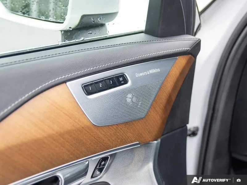 Volvo Xc90 * T8 INSCRIPTION* B&W* BLIND SPOTS* DISTRONIC* , снимка 10 - Автомобили и джипове - 53453154