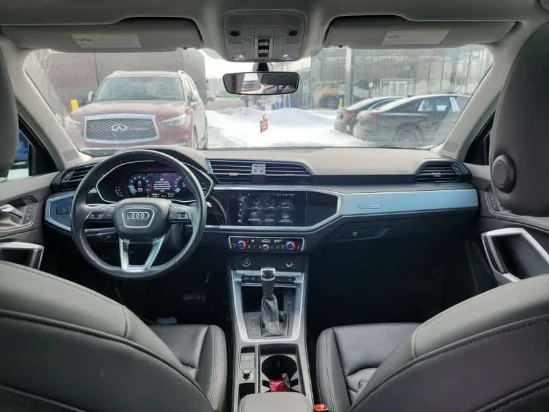 Audi Q3 KOMFORT | ПАНО | KEYLESS | 360  | CARFAX, снимка 10 - Автомобили и джипове - 53719044