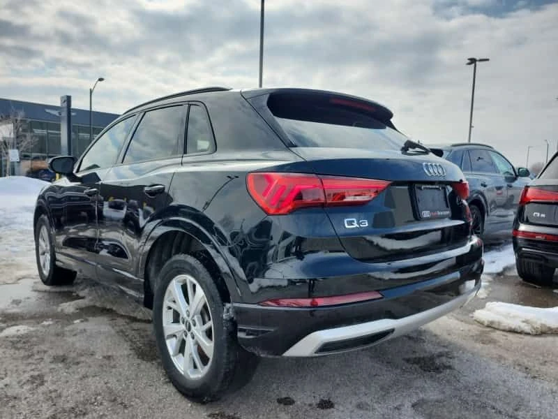 Audi Q3 KOMFORT | ПАНО | KEYLESS | 360  | CARFAX, снимка 14 - Автомобили и джипове - 53719044
