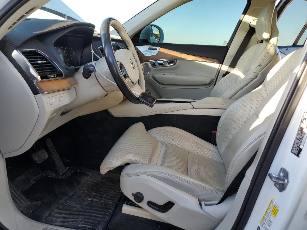 Volvo Xc90 Inscription* Обдух* Bowers&Wilkins* 360* Пано*  - изображение 7