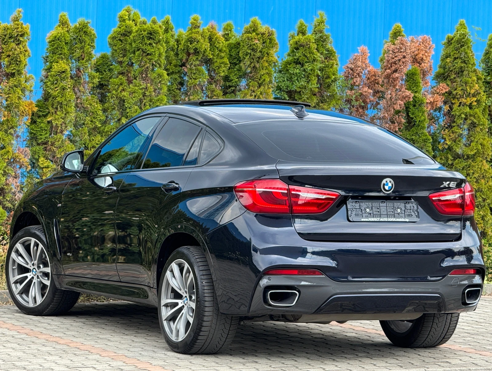 BMW X6 40Xdrive-М-ПАКЕТ-Individual-ОБДУХВАНЕ-ПОДГРЕВ-FULL - изображение 3
