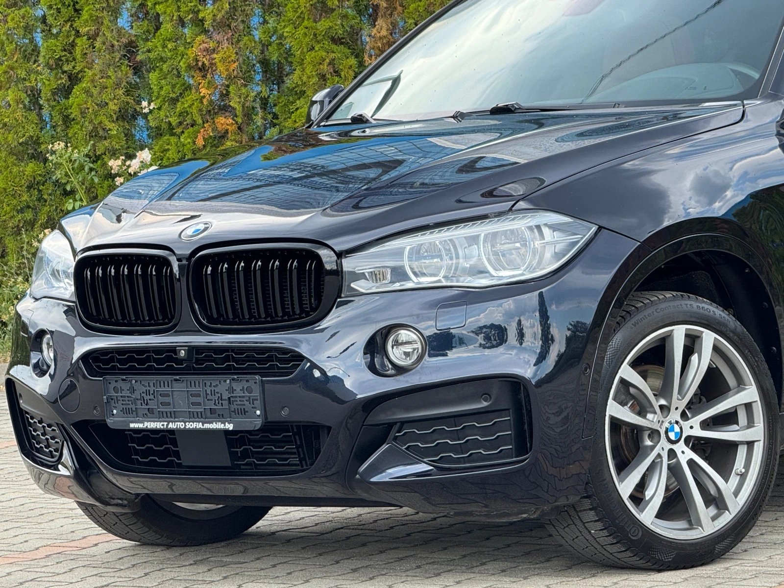 BMW X6 40Xdrive-М-ПАКЕТ-Individual-ОБДУХВАНЕ-ПОДГРЕВ-FULL - изображение 2