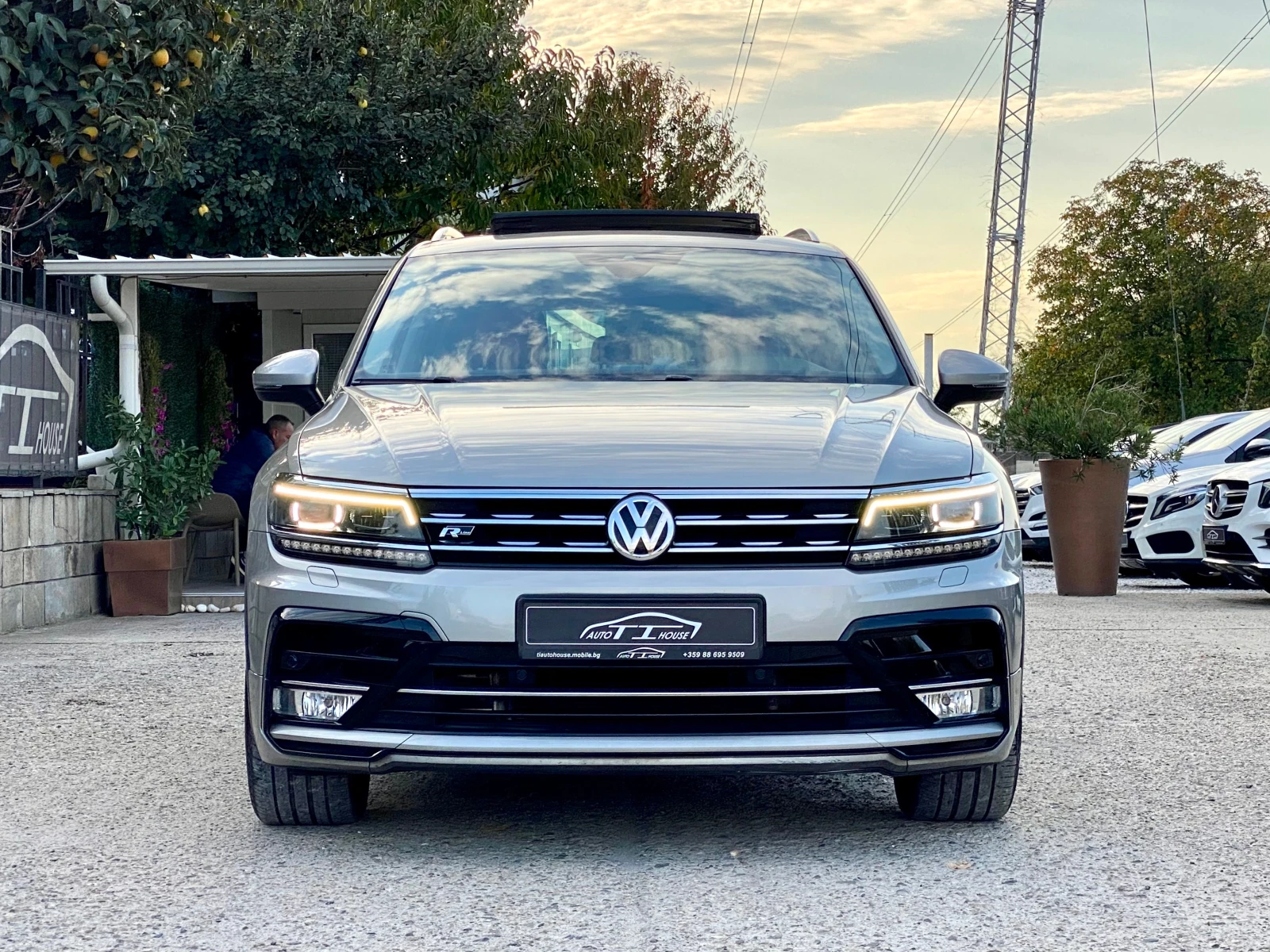VW Tiguan R-Line* 2.0TDI* 190* Pano* Dis* MAX FULL*  - изображение 7