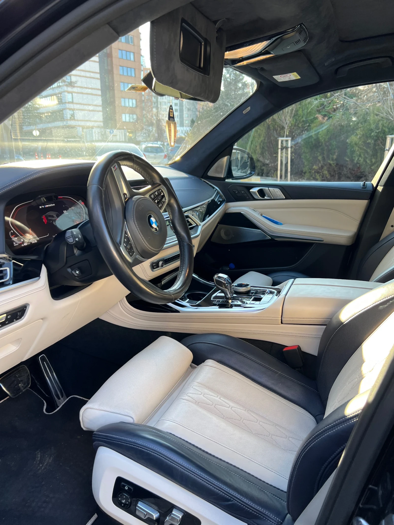 BMW X7 50d | Mobile.bg   10