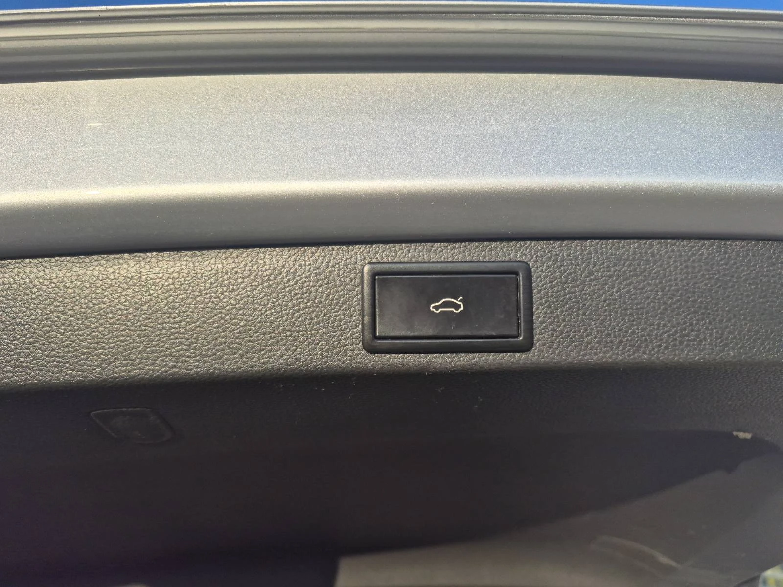 Skoda Karoq 2.0TDI 4x4 FULL - изображение 8