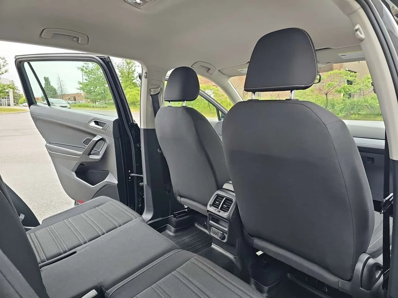 VW Tiguan * Trendline * CARFAX * 4 Motion * �������� *  | Mobile.bg � ����������� 13