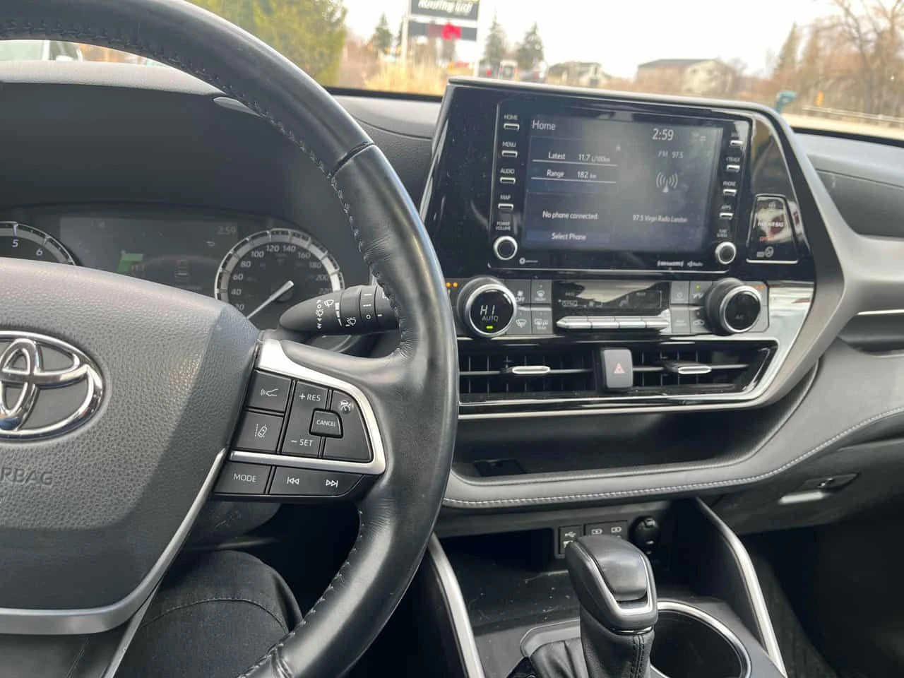 Toyota Highlander * XLE * CARFAX * Шибедах * Дистроник * , снимка 9 - Автомобили и джипове - 53960540