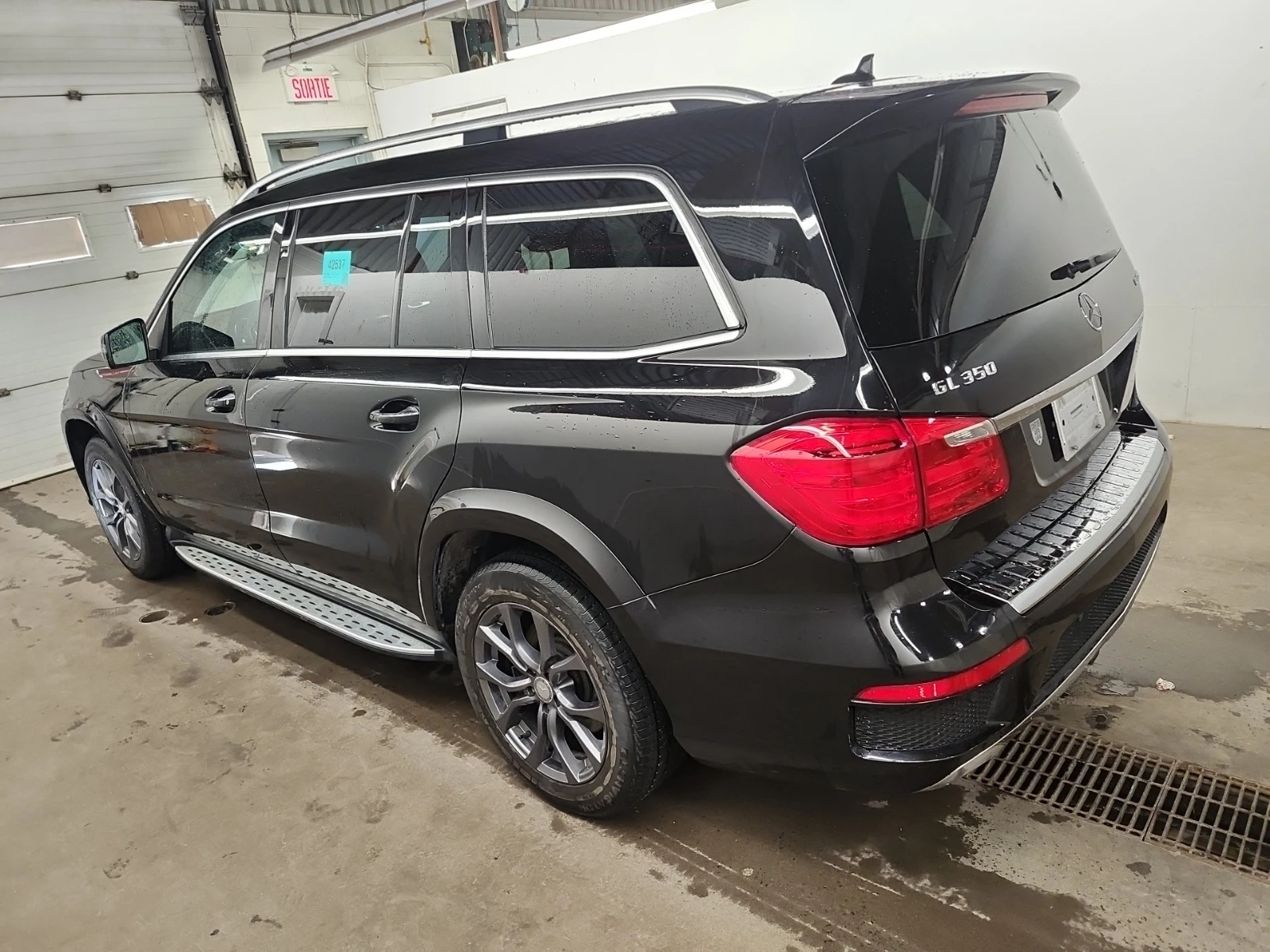 Mercedes-Benz GL 350 AMG LINE/360 VIEW/KEYLESS/LANE ASSIST, снимка 5 - Автомобили и джипове - 54069782