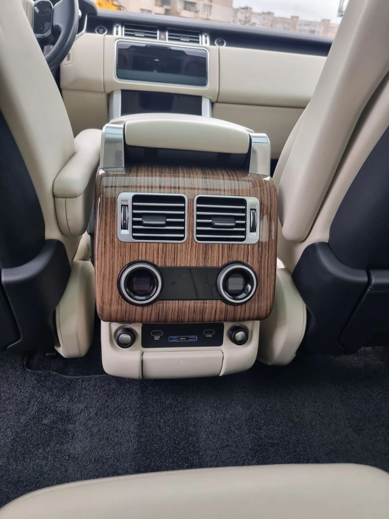 Land Rover Range rover 5.0 P525, снимка 8 - Автомобили и джипове - 54114801