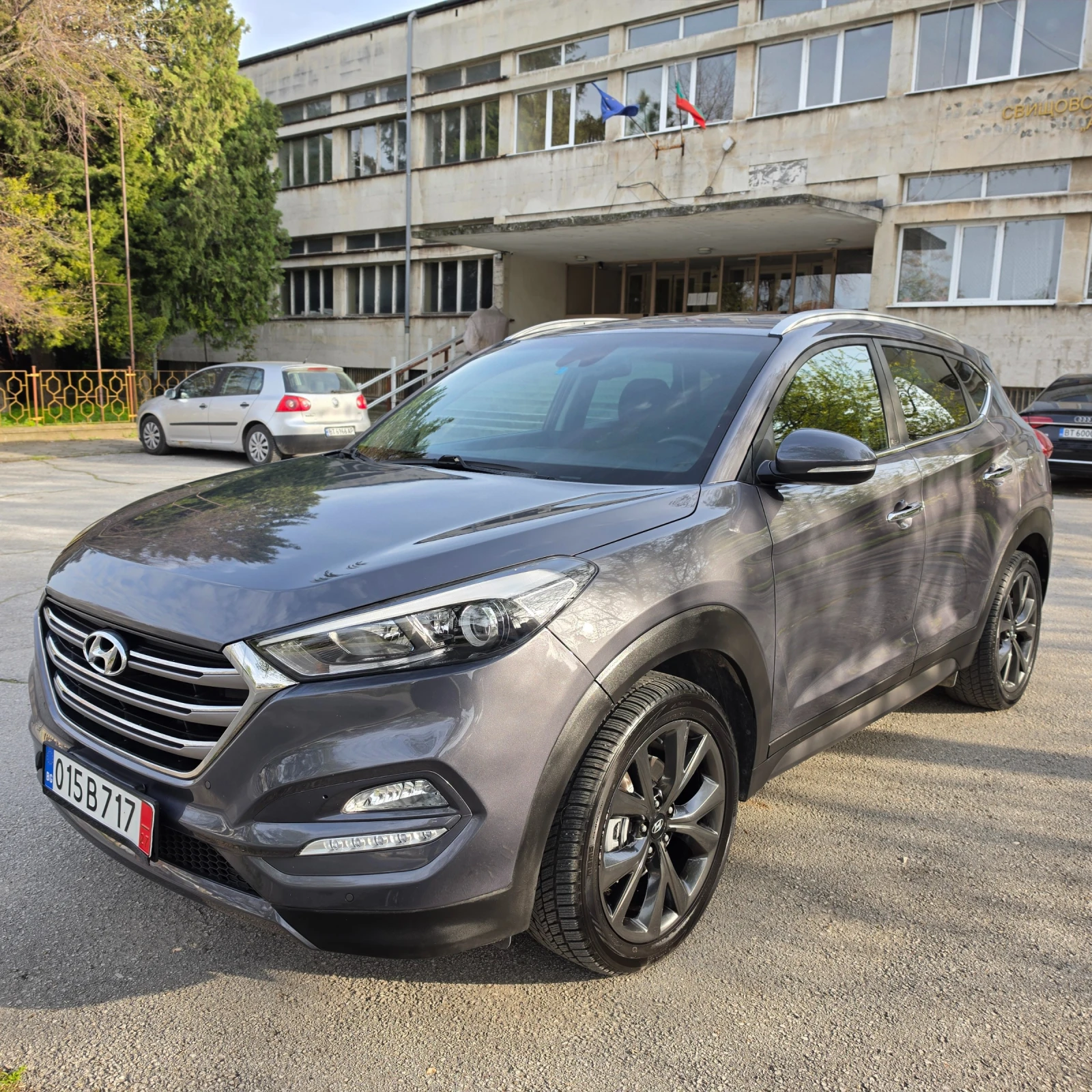 Hyundai Tucson 1.7CRDI AVTOMAT, снимка 15 - Автомобили и джипове - 54197617